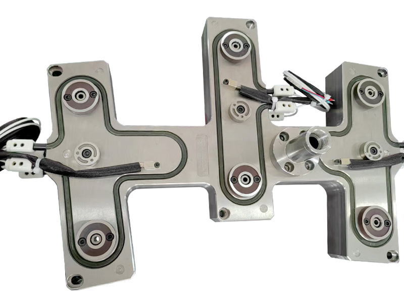 Six-point needle valve system